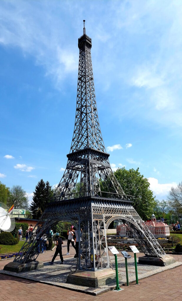 Eiffel Tower, Paris, zabavni park Minimundus