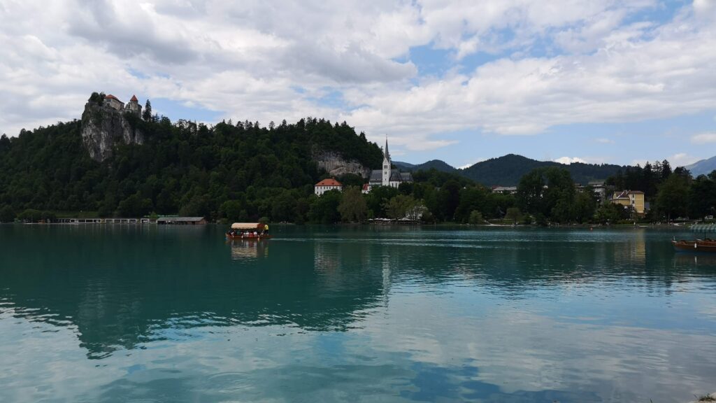 Šta obići u Sloveniji - jezero Bled