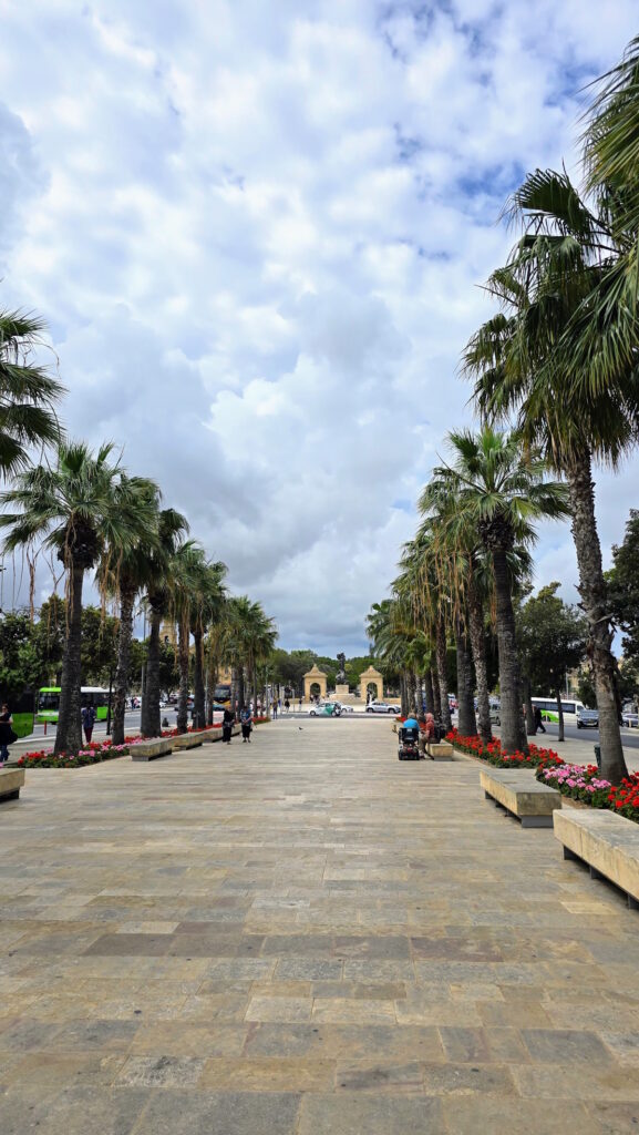 Floriana, predgrađe Valete
Vodič za Maltu